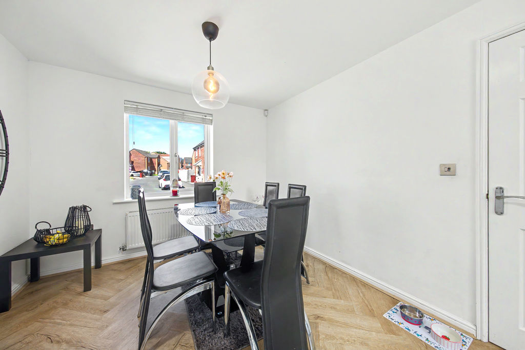Masefield Avenue Holmewood